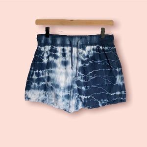 BDG Urban Outfitters Blue tie dye elastic shorts - medium
